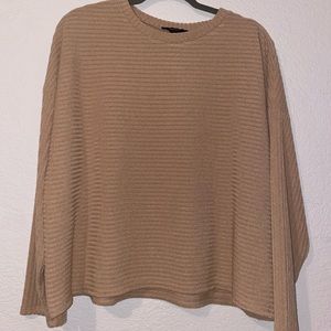 Oversized sweatshirt